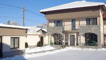 Фото номера Вилла с 5 спальнями Виллы Sveti Nikola Villas near Borovets г. Широки-Дол 33